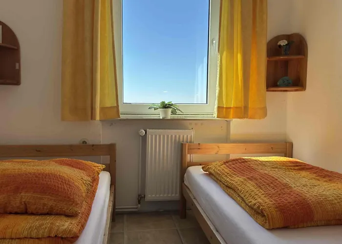 Tief 10 Stoertebeker 903 Daire *